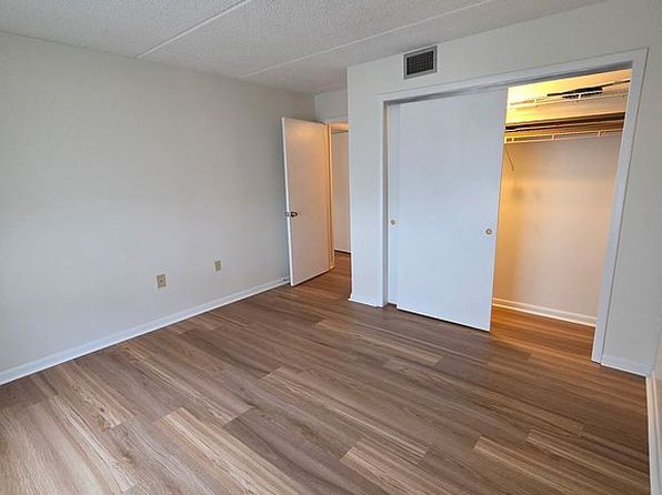 2400 Forest Dr APT 139