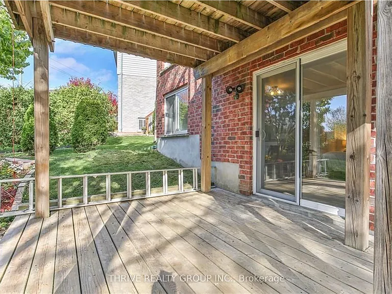 513 Blackwater Pl — Photo 4