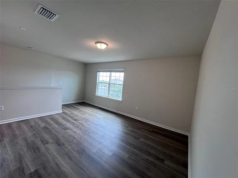 1954 Enchanting Ct — Photo 11