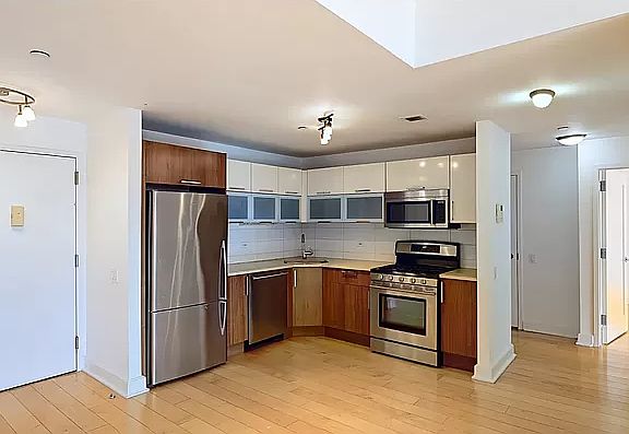 2nd image of 343 4th Ave APT 11C