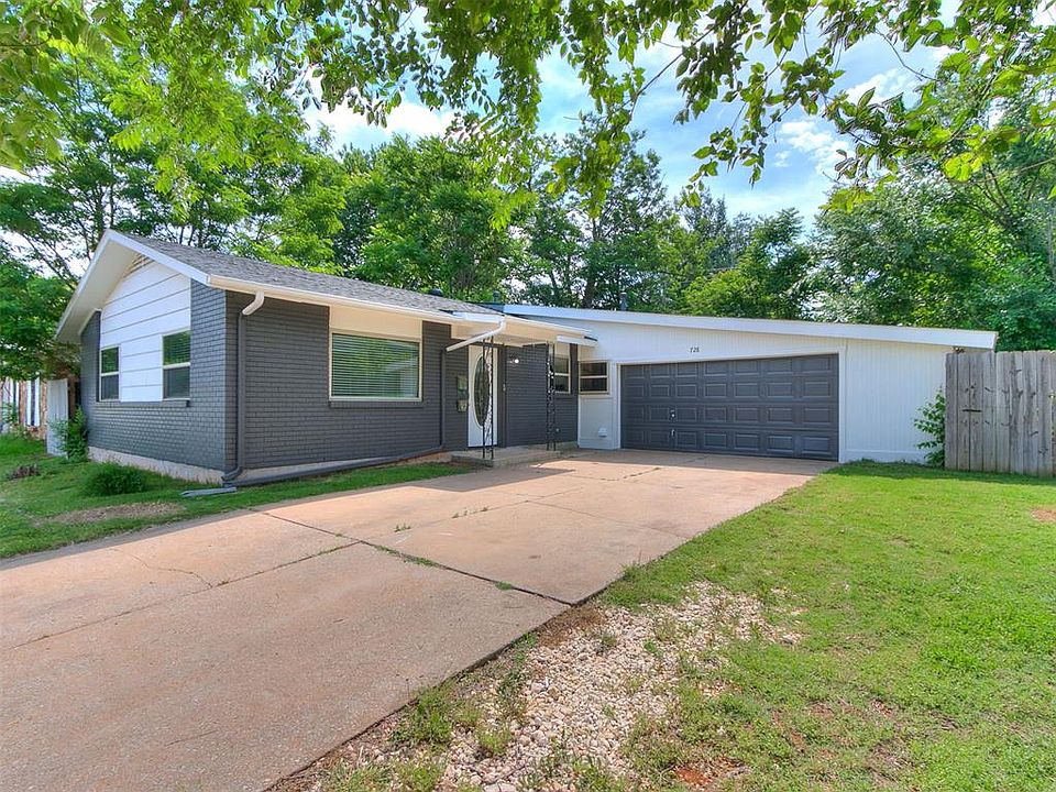 1st image of 728 Stahl Dr