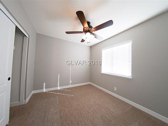 4th image of 1700 Kismet Cir