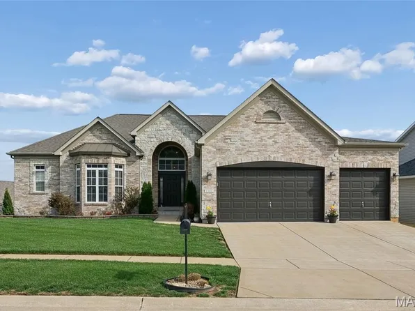 1308 Birch Meadow Dr, High Ridge, MO 63049