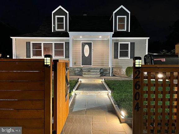 2nd image of 2604 Fairhaven Ave