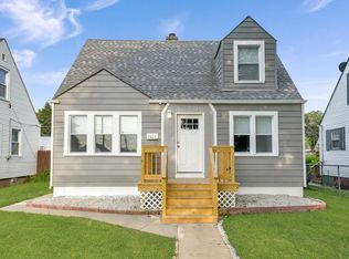 7819 S Saint Louis Ave, Chicago, IL 60652