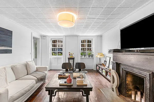 Rented by Compass | media 11