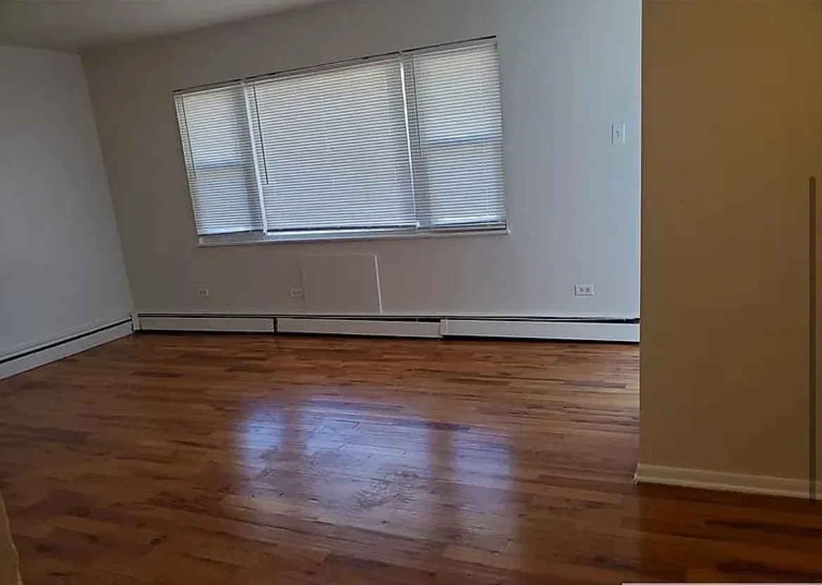 1 bed, 700 sqft, $1,100 — Photo 4
