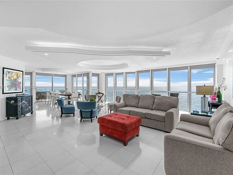 16485 Collins Ave #1836 — Photo 5