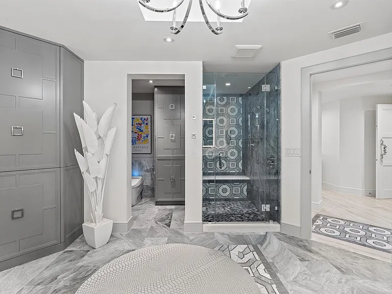 500 SE 5th Ave #701 — Photo 20