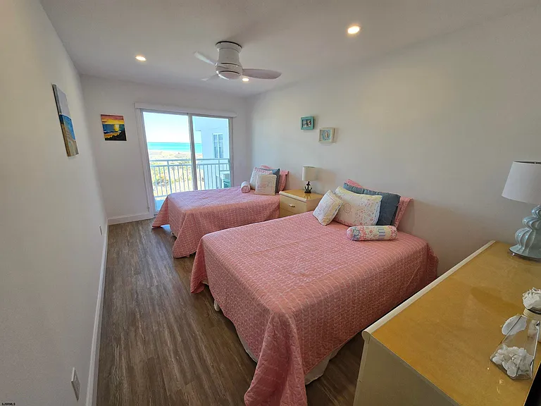 600 W Brigantine Ave #310 — Photo 20