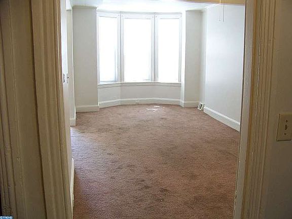 5th image of 245 W Coulter St