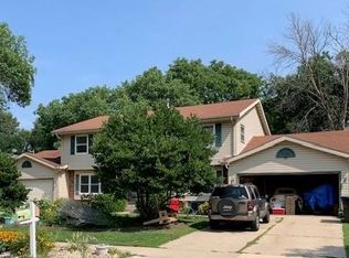 7102 Park Shores Ct #4, Middleton, WI 53562