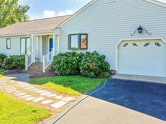 2nd image of 470 Twin Cove Ln