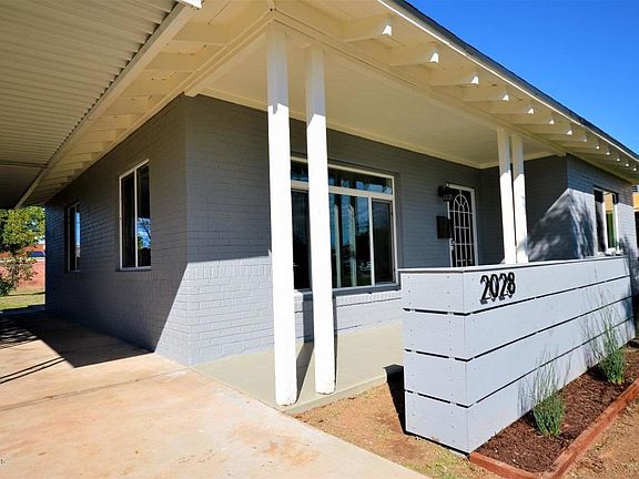 4th image of 2028 W Orange Dr