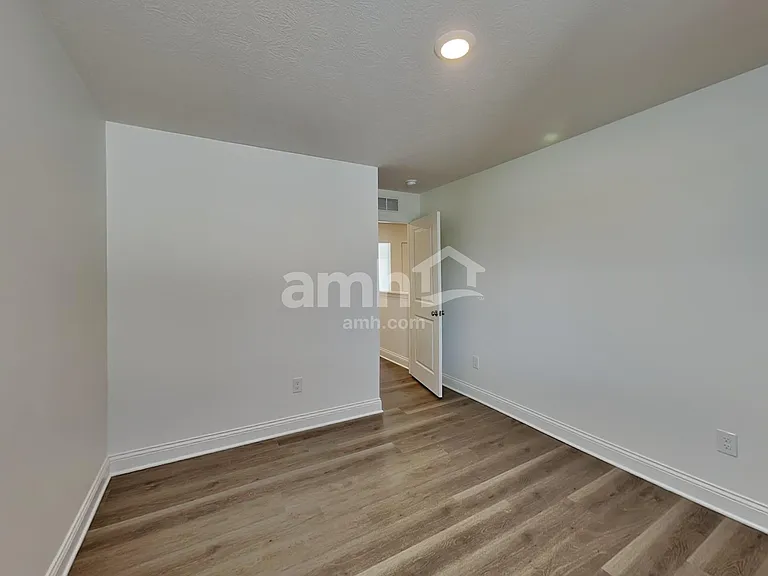 9184 Henley Ave — Photo 14