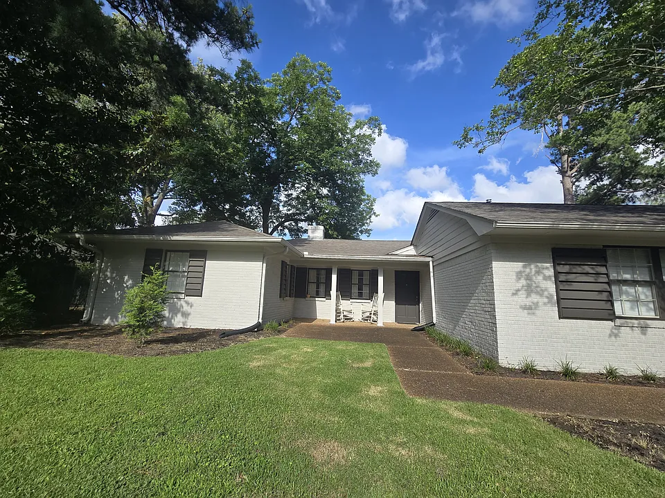 1436 Pecan Trees Dr
