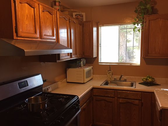 3rd image of 3755 W 105th St