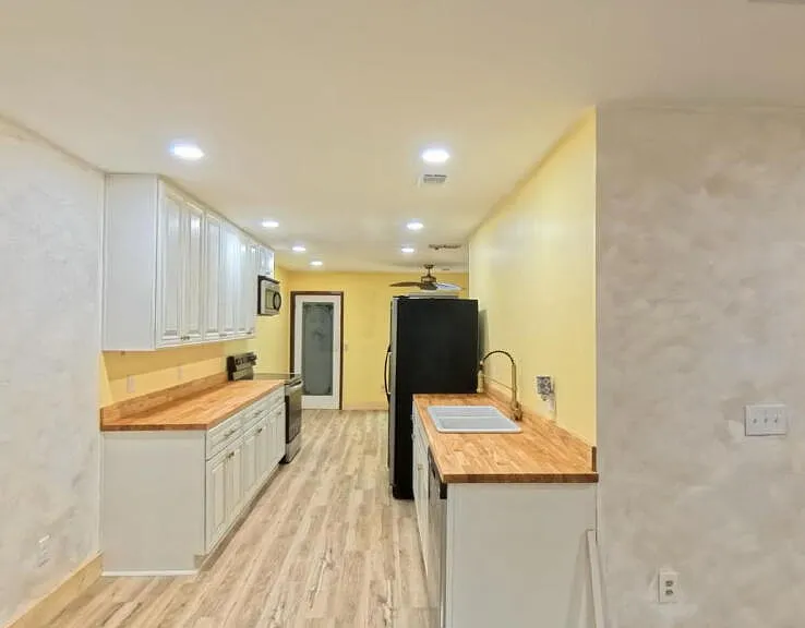 3054 Cobblewood Ln N — Photo 3