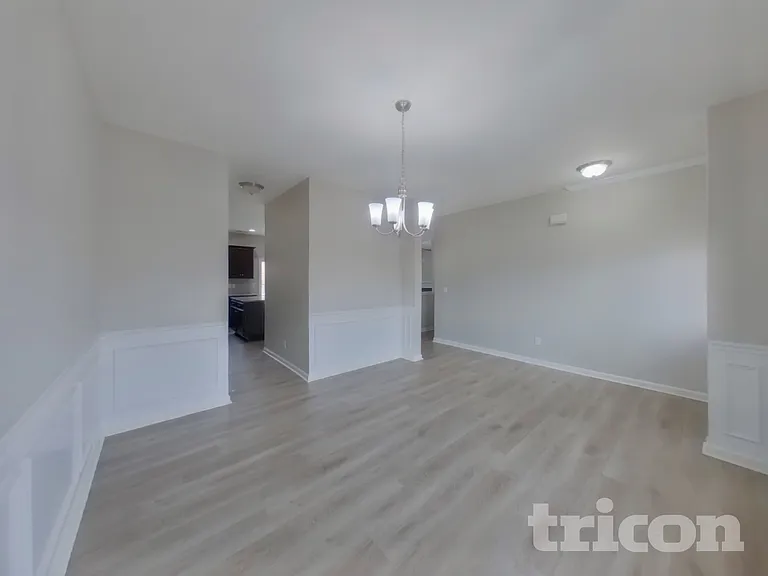 321 New Spring Ln — Photo 3