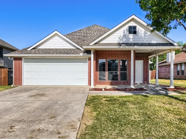 1005 Lake Ridge Dr, Sanger, TX 76266