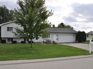 W2753 Sherry Ln, La Crosse, WI 54601
