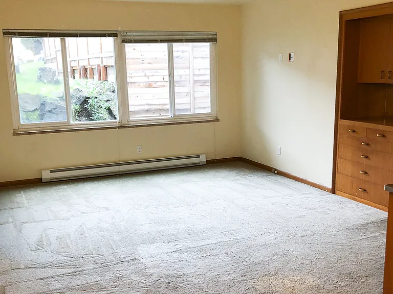 916 NE 70th St #4 — Photo 11