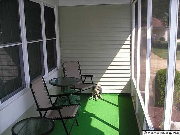 2nd image of 973 Thornbury Lane #A