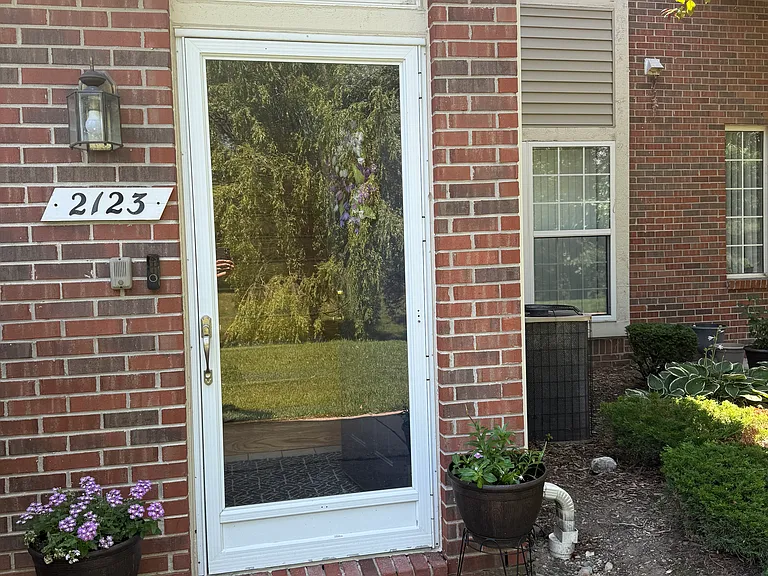 2123 Leighton Dr #2123 — Photo 5