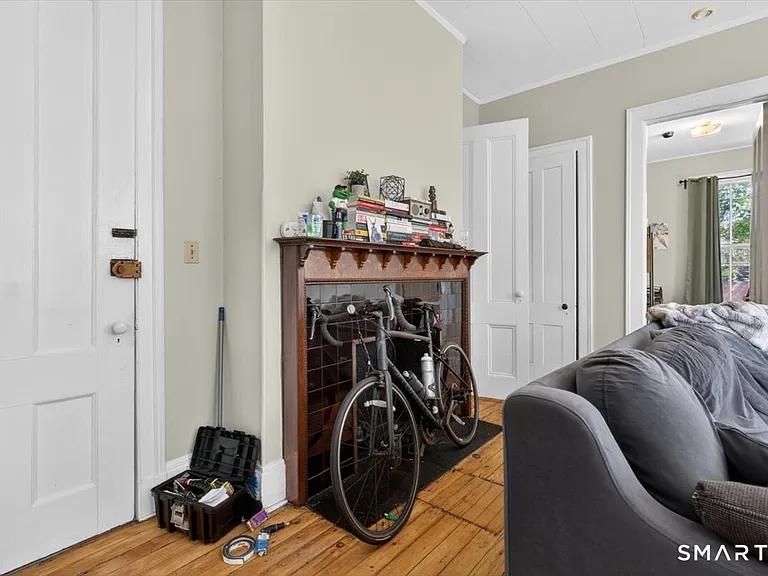 285 Humphrey St #1 — Photo 5