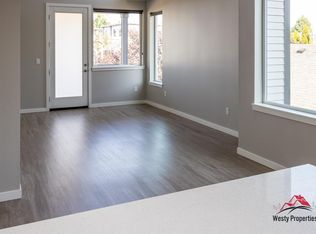 110 N Blandena St #2, Portland, OR 97217