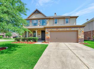 5815 Orchard Trail Dr, Pearland, TX 77581
