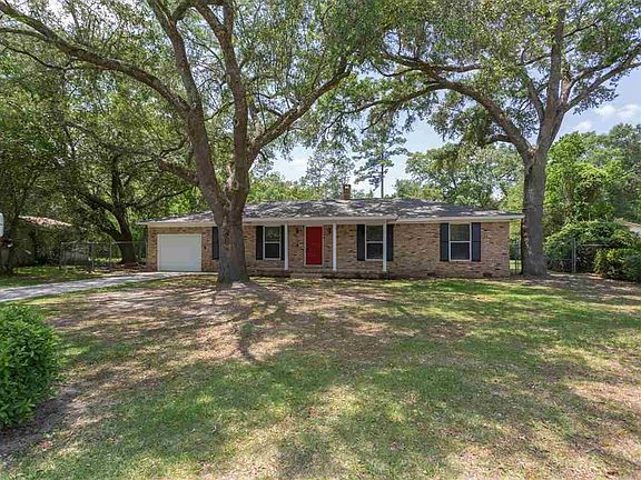 3rd image of 6117 Confederate Dr