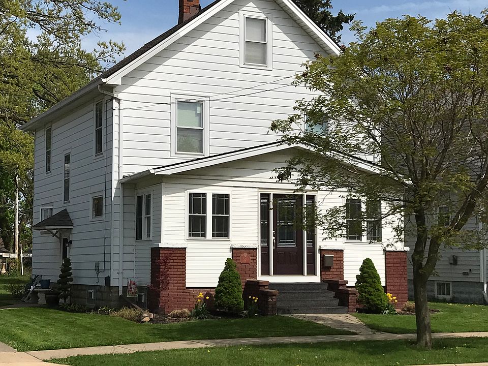 1st image of 526 Plum St