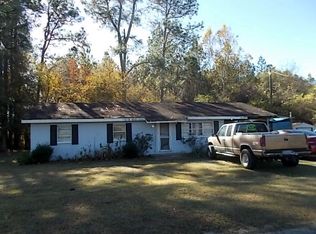 875 Ivy Rd, Broxton, GA 31519