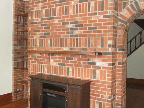 Entry- Small Living Room or Dining Room