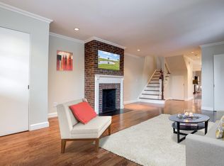 63 Harding Rd UNIT B, Old Greenwich, CT 06870