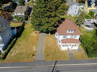 317 Middlesex St, North Andover, MA 01845