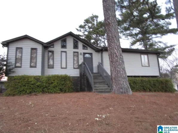 5416 Saddle Ridge Ln, Pinson, AL 35126