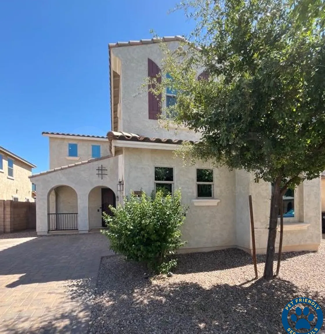 5 bed, 3.0 bath, 2780 sqft, $2,999 — Photo 1