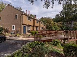 620 Ledgeview Park Dr, Louisville, KY