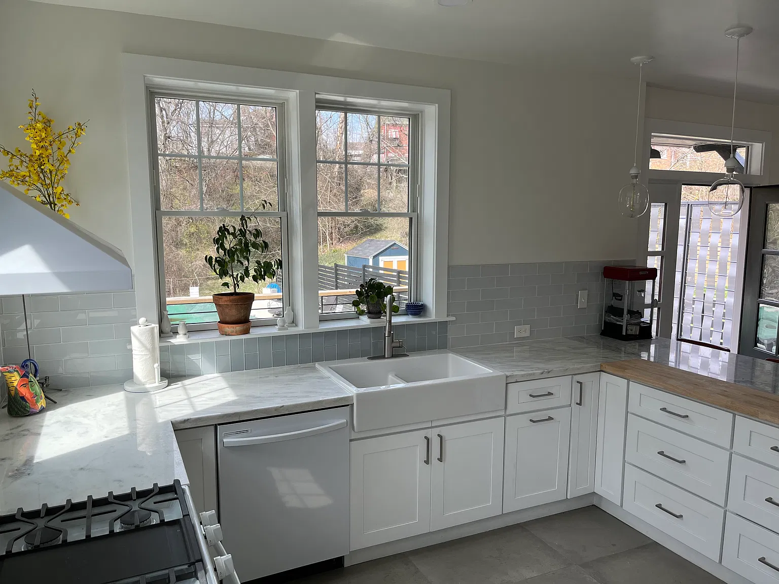 3 bed, 1.5 bath, 1450 sqft, $2,900 — Photo 4