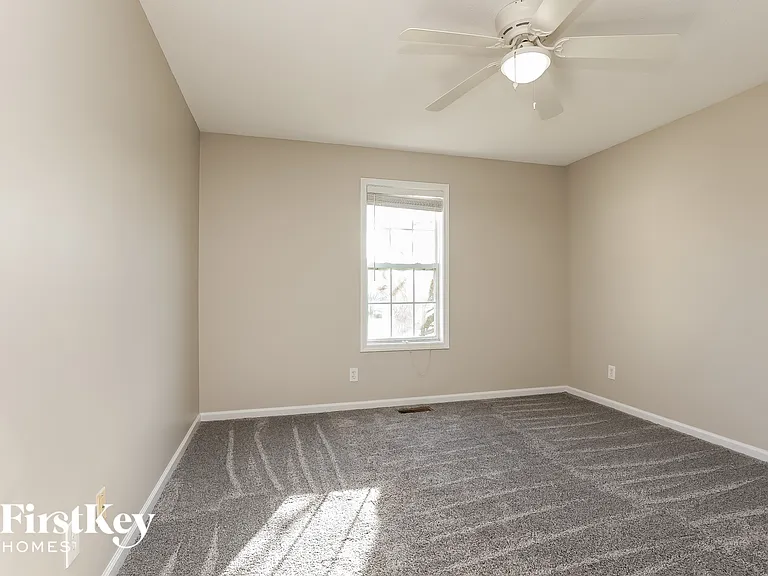 3860 Man O War Blvd — Photo 12