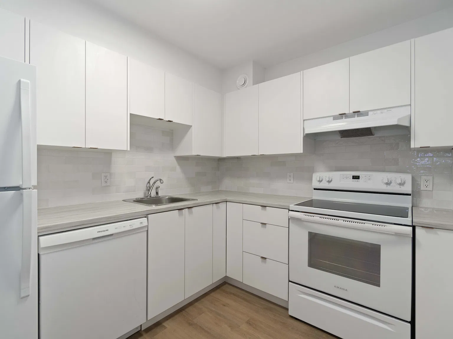 3 Brookdale Court Dartmouth — Photo 4