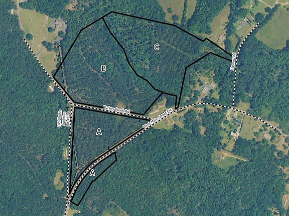 3rd image of 190 Turkey Creek Rd