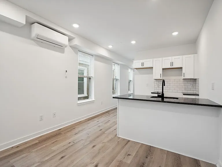 3458 Frankford Ave #B31 — Photo 4