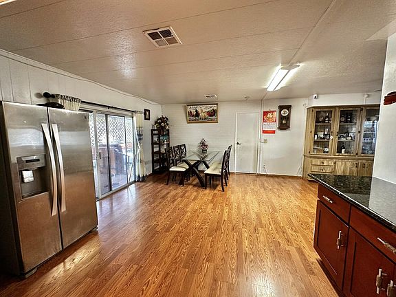 2nd image of 121 El Bosque Dr #121