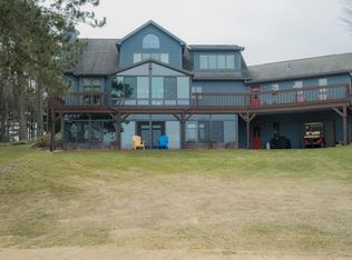 68757 Territorial Rd, Lawrence, MI 49064