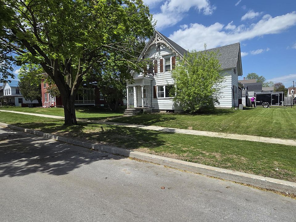 1st image of 43 Lorraine St