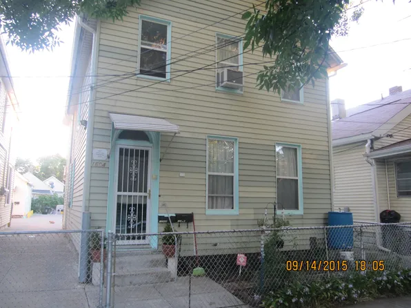 1604 E 34th St, Cleveland, OH 44114