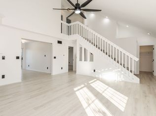 613 Wulbrun Dr, Bloomington, IL 61704